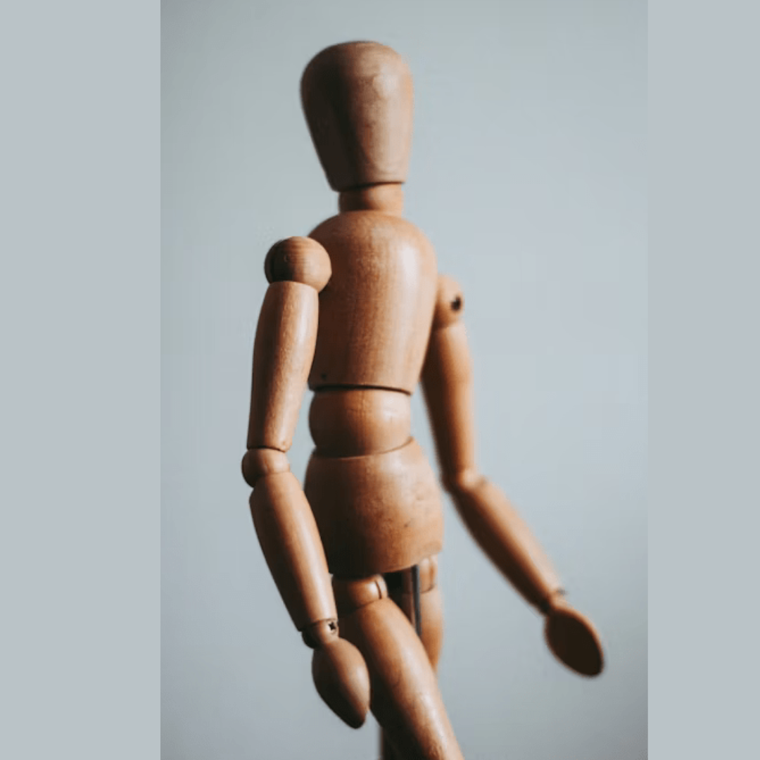 mannequin en bois