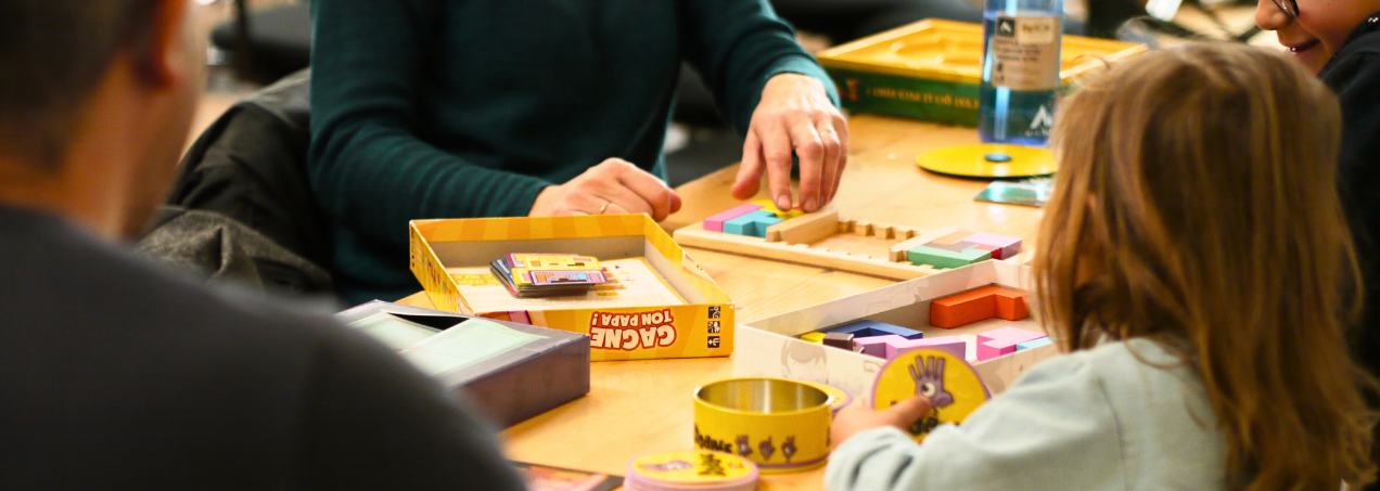 Jeux de société en famille